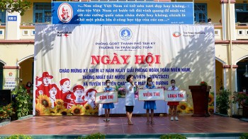 Quỹ Fred Hollows: hướng dẫn học sinh ở Quảng Nam chăm sóc và bảo vệ mắt