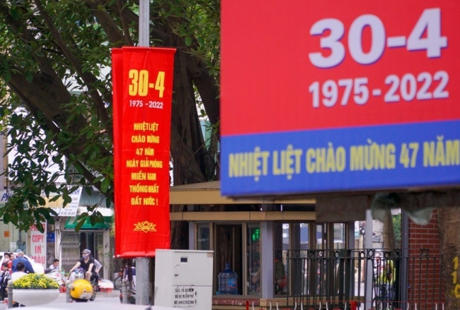 Ấn tượng đẹp của người nước ngoài về ngày 30/4 của Việt Nam