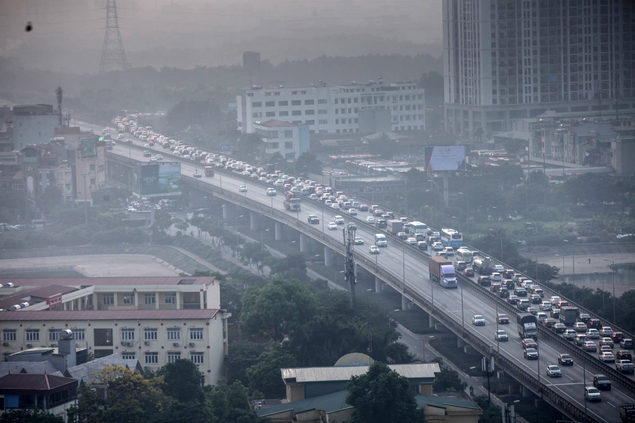 Ngày đầu kỳ nghỉ lễ: cửa ngõ Hà Nội, TP.HCM ùn tắc kéo dài