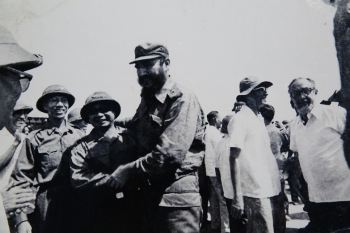 Bộ ảnh độc đáo về sự kiện đón Chủ tịch Fidel Castro thăm Quảng Trị (Phần 1)