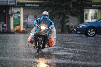 Thời tiết ngày 9/5: Hà Nội có mưa rào và dông, khả năng xảy ra lốc, sét