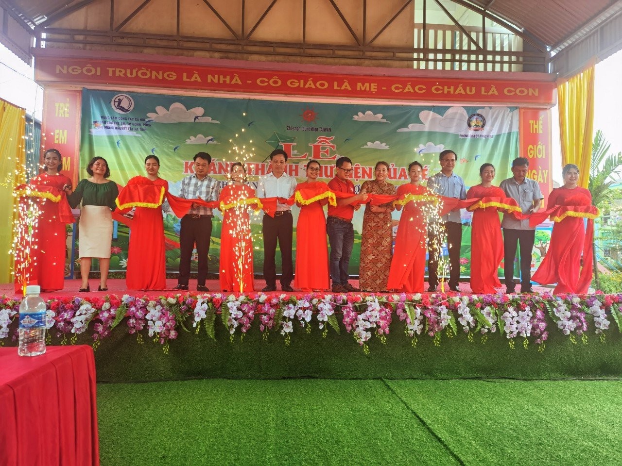 Lễ khánh thành 3 thư viện của bé trường mầm non Thạch Đài, Thạch Khê và Thạch Sơn huyện Thạch Hà, tỉnh Hà Tĩnh 