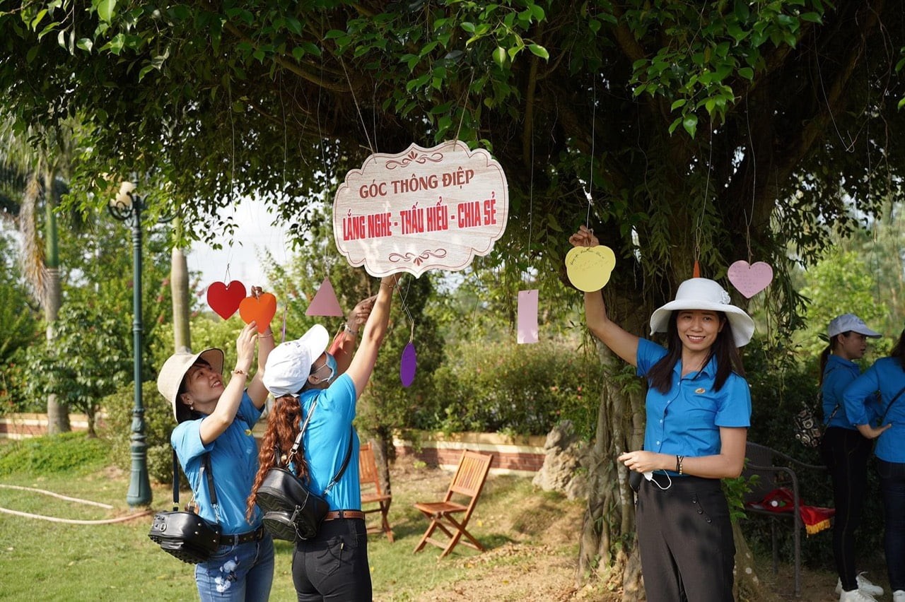 Chương trình công đoàn lắng nghe - thấu hiểu - chia sẻ với người lao động trong Tháng Công nhân năm 2021 của LĐLĐ huyện Hương Trà (tỉnh Thừa Thiên - Huế). Ảnh: 