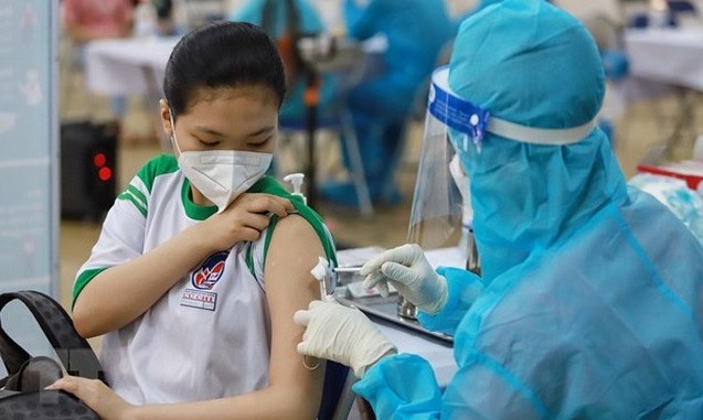 Bộ Y tế yêu cầu đẩy nhanh tiêm vaccine ngừa COVID-19 mũi 3 và cho trẻ từ 5 - dưới 12 tuổi
