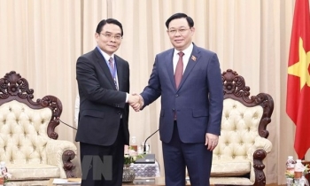Chủ tịch Quốc hội mong muốn tỉnh Champasak tăng cường hợp tác với các địa phương của Việt Nam