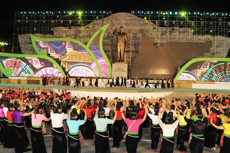 Tổng duyệt chương trình Khai mạc Festival trái cây và sản phẩm OCOP Việt Nam năm 2022.