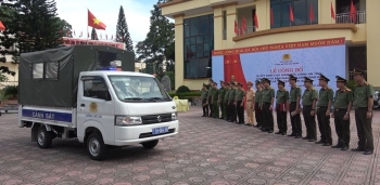 Công an 40 xã, thị trấn biên giới tỉnh Cao Bằng nhận ô tô phục vụ tuần tra