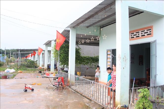 Điểm dân cư liền kề chốt dân quân biên giới xã Thanh Hòa, huyện Bù Đốp được xây dựng khang trang. 
