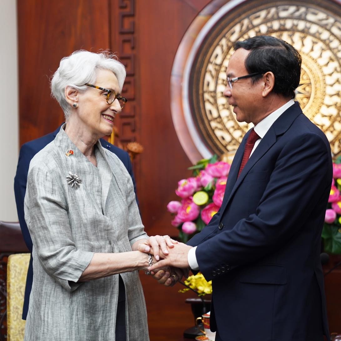  Bí thư Thành ủy TP.HCM Nguyễn Văn Nên tại buổi tiếp Thứ trưởng Bộ Ngoại giao Hoa Kỳ Wendy Sherman. Ảnh: ĐSQ Hoa Kỳ