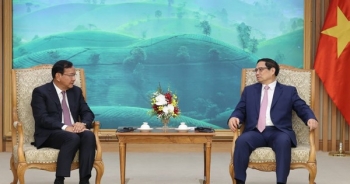 Thủ tướng Chính phủ tiếp Trưởng Ban Đối ngoại Đảng Nhân dân Campuchia