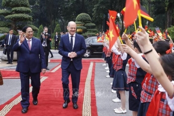 Lễ đón Thủ tướng Cộng hòa Liên bang Đức thăm chính thức Việt Nam
