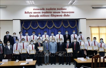 Phó Thủ tướng Kikeo Khaykhamphithoune: Bộ Y tế Việt Nam đã giúp Lào ứng phó, kiểm soát được sự lây lan của dịch COVID-19