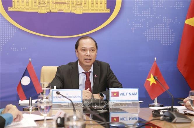 Việt Nam- Lào: thống nhất sớm mở lại cửa khẩu và đường bay thương mại giữa hai nước