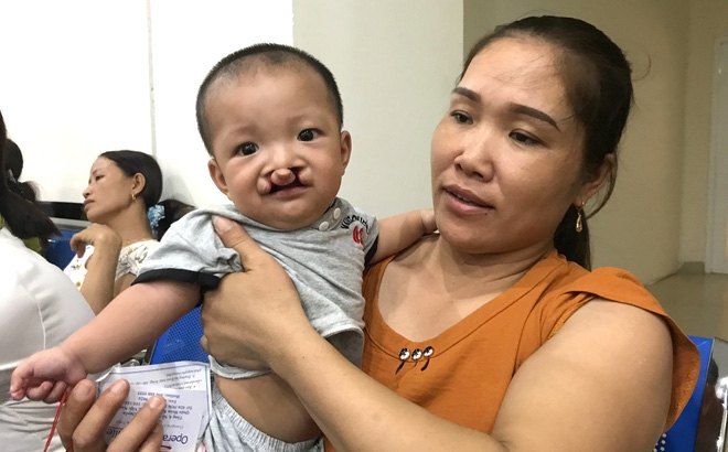xuan nay li xi nu cuoi cho 100 em nho