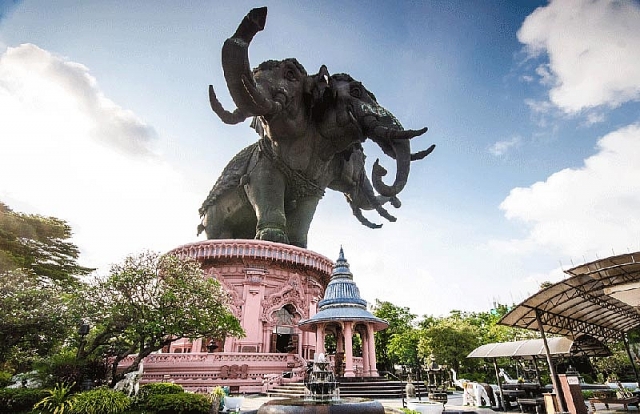 tham bao tang ben trong tuong voi ba dau khong lo tai thai lan