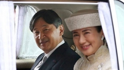 Nhật hoàng Naruhito: Tuổi thơ bình dị cùng tình yêu cổ tích