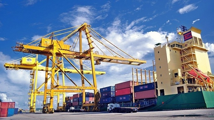 wef viet nam tang 10 bac ve nang luc canh tranh