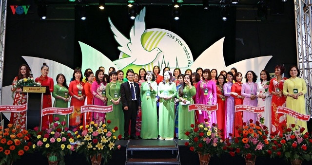 ba ta pham bich thuy duoc bau la chu tich hoi phu nu viet nam tai cong hoa czech nhiem ki 2019 2023