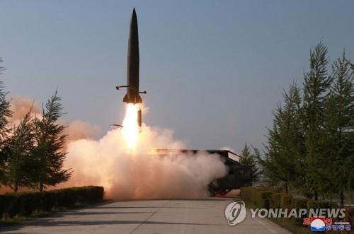 Triều Tiên bắn tên lửa, thế giới lo, Tổng thống Trump nói "không rắc rối"