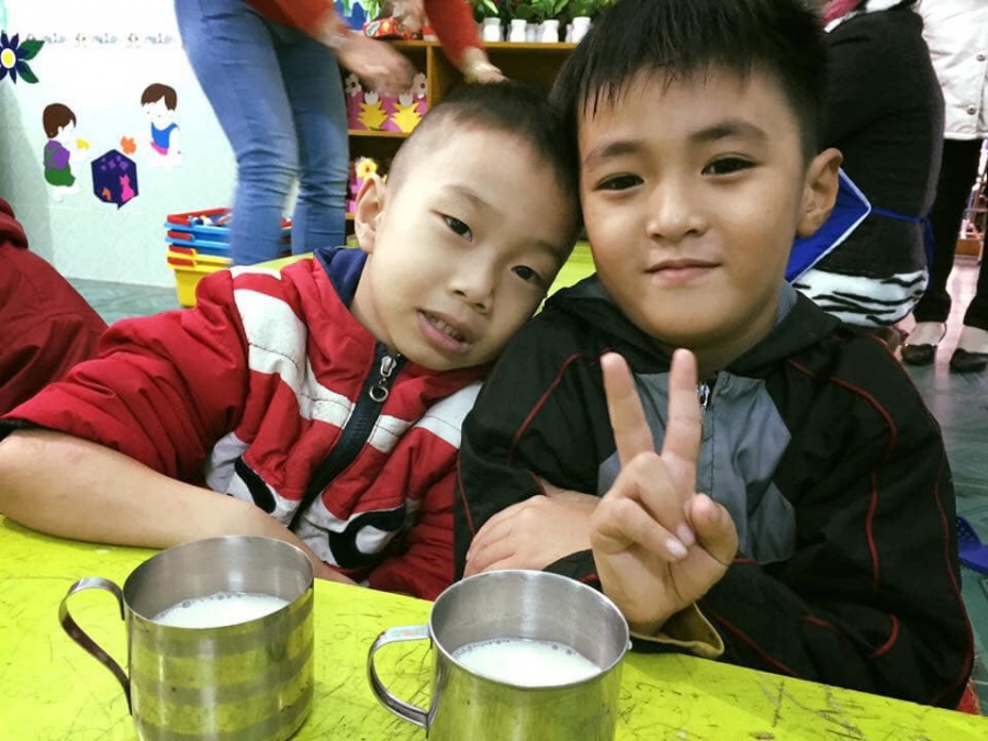 zhishan ho tro sua dau nanh cho hon 2000 hoc sinh thua thien hue