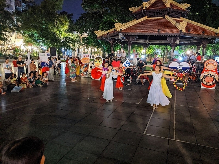 giai dieu nga giua long ha noi lan thu 6 mua he rot