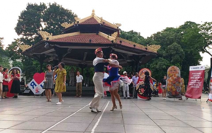 giai dieu nga giua long ha noi lan thu 6 mua he rot