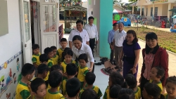 Costa giúp 500 em nhỏ Ea Nuôl, Đắk Lắk có trường mới
