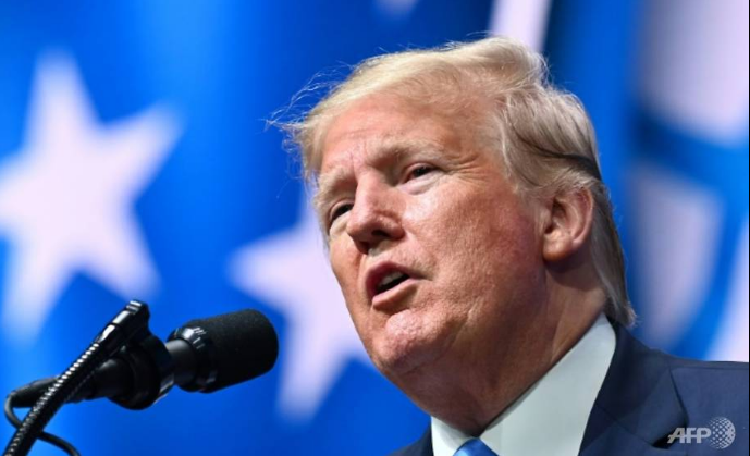 ong trump nhan them don dau tu toa an toi cao