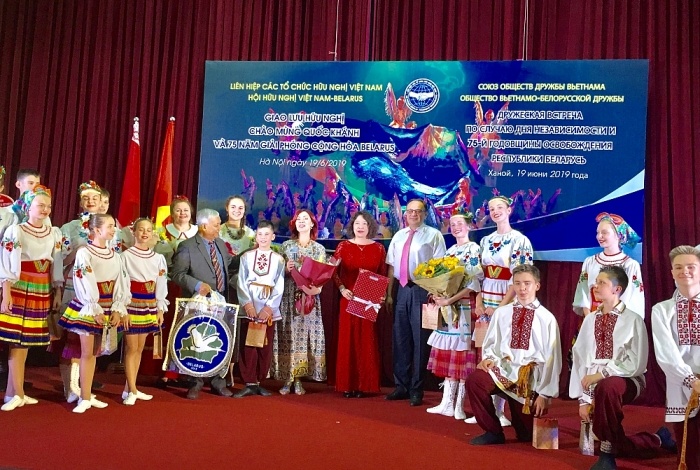 ky niem quoc khanh belarus mang am nhac belarus toi khan gia viet nam