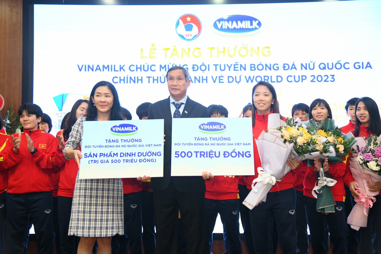 Nhà tài trợ Vinamilk trao thưởng lớn, mừng thành tích các "cô gái kim cương" của bóng đá Việt Nam