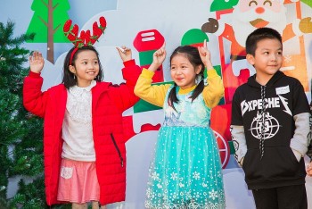 tan huong khong khi giang sinh linh dinh cung englishnow