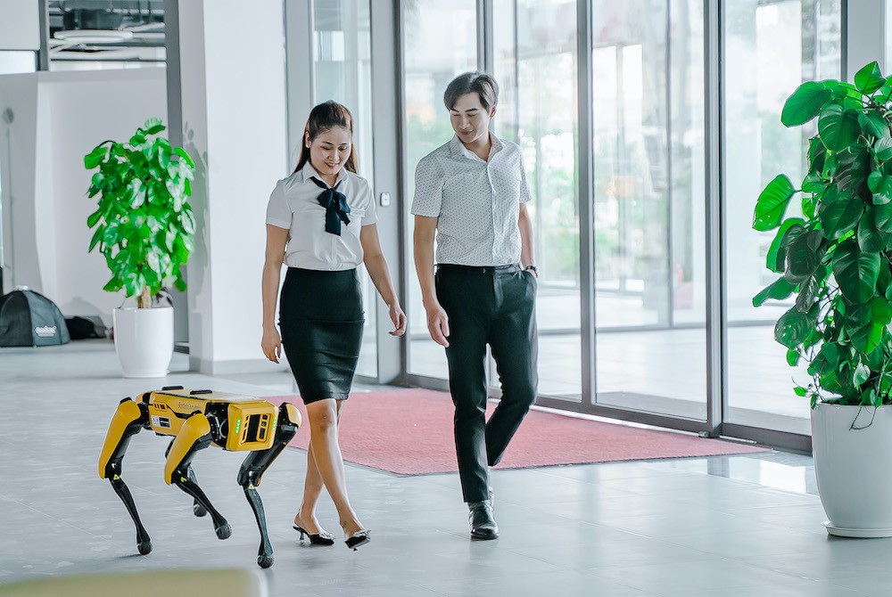 Hyundai Thành Công Việt Nam đưa robot SPOT về Việt Nam