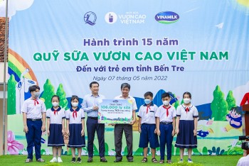 Hành trình năm thứ 15 của quỹ sữa vươn cao Việt Nam khởi động, mang sữa đến cho 21.000 trẻ em