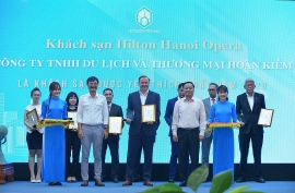 cac khach san dang cap quoc te cua tap doan brg duoc vinh danh khach san duoc yeu thich nhat