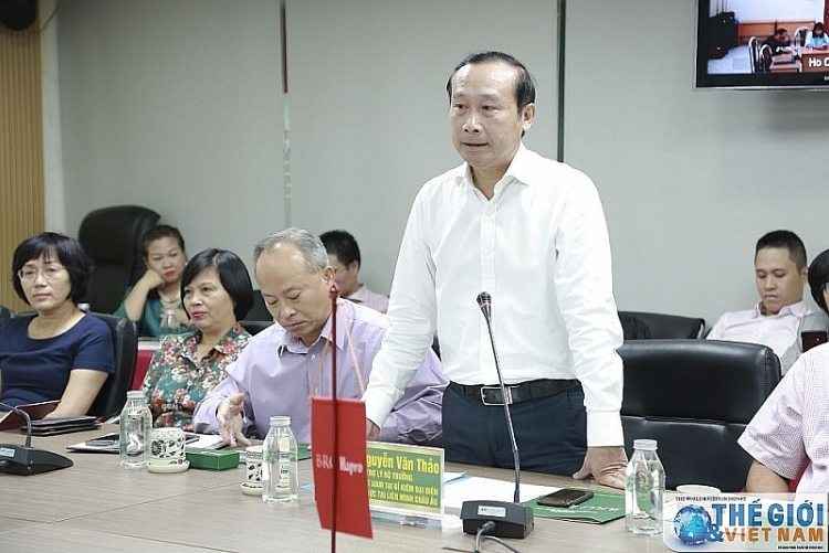 Trợ lý Bộ trưởng Ngoại giao Nguyễn Văn Thảo thay mặt đoàn các Trưởng Cơ quan đại diện Việt Nam ở nước ngoài nhiệm kỳ 2020-2023 phát biểu tại buổi làm việc. (Ảnh: Trung Hiếu)