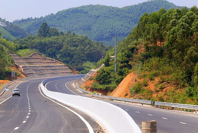 Cao tốc Bắc Giang - Lạng Sơn thu phí từ 18/2, thấp nhất 134.000 đồng