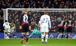 Kết quả Champions League: Vắng Son Heung-min, Tottenham thua ngay trên sân nhà