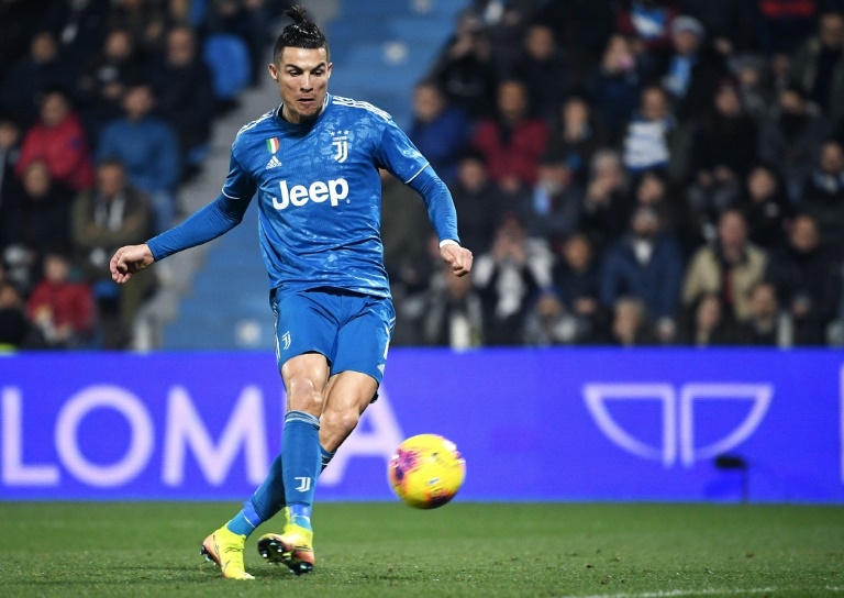 video ronaldo xo do nhieu ky luc trong tran dau chuyen nghiep thu 1000