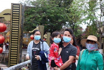 Phòng dịch COVID-19, Hội An yêu cầu du khách đeo khẩu trang