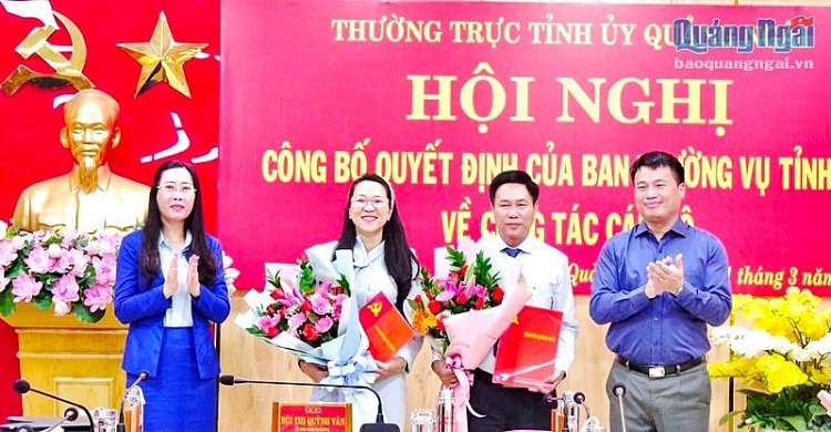 Ông Phạm Xuân Duệ và bà Trần Thị Minh Tuyền nhận quyết định