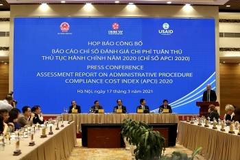 thuc hien giai quyet thu tuc hanh chinh tren moi truong dien tu la nhiem vu cap bach