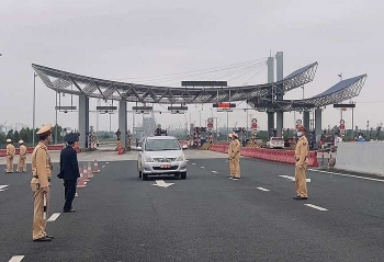 Từ ngày 22/3, Quảng Ninh tạm dừng hoạt động chốt kiểm soát dịch ra vào tỉnh