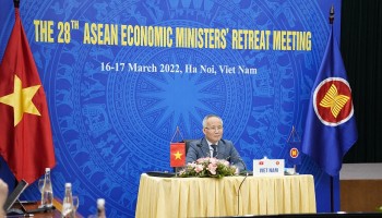 Các nước ASEAN thông qua 19 sáng kiến ưu tiên hợp tác kinh tế của Campuchia