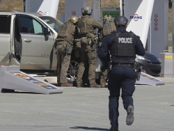Ít nhất 16 người chết trong vụ xả súng đẫm máu nhất lịch sử Canada