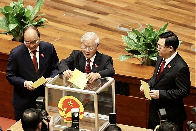 Các đại biểu Quốc hội bầu Chủ tịch nước bằng hình thức bỏ phiếu kín (Ảnh: VGP)