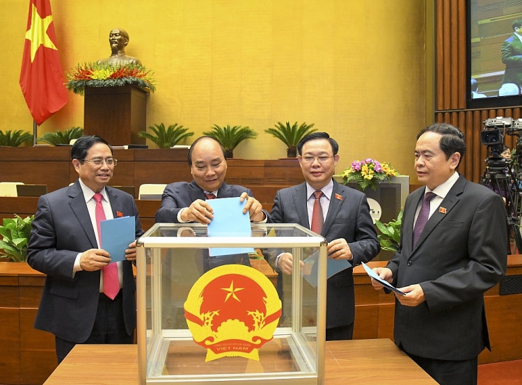 Quốc hội bầu tân Tổng Thư ký và 3 chủ nhiệm ủy ban mới