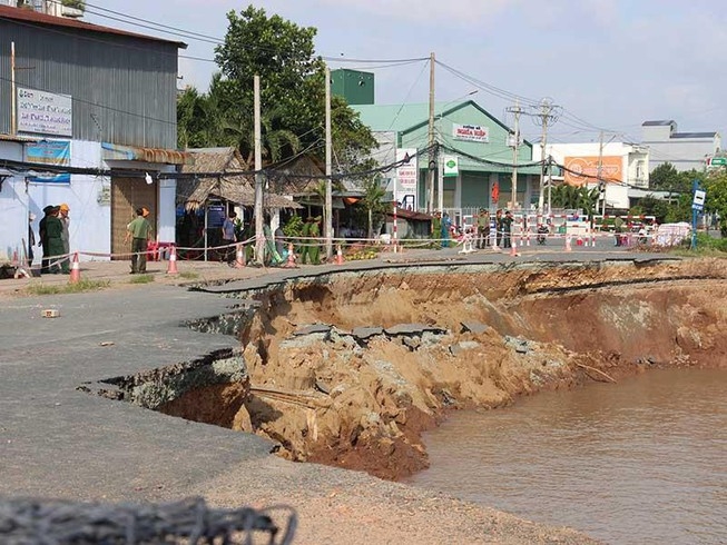sat lo o nhieu noi ha noi ban bo tinh trang khan cap