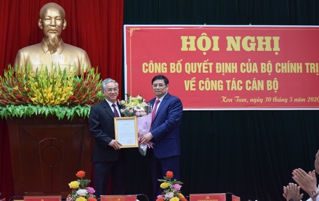 dieu dong bo nhiem nhan su moi tai kon tum tay ninh