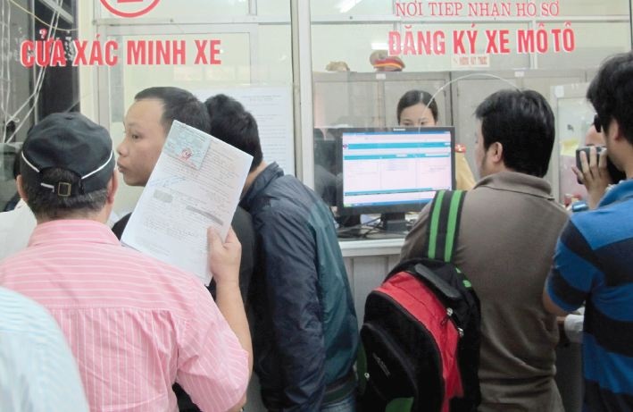 Bán xe phải nộp đăng ký trong vòng 7 ngày?