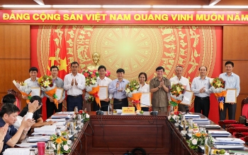 lam dong dak lak tien giang bo nhiem nhan su lanh dao moi